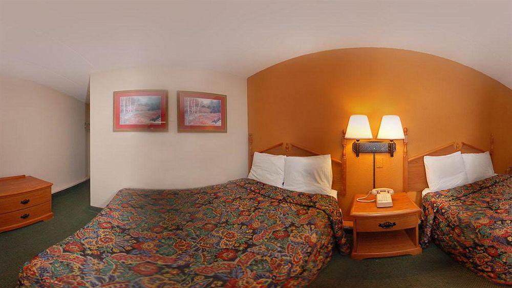 Motel 6-Cincinnati, Oh シャロンビル エクステリア 写真