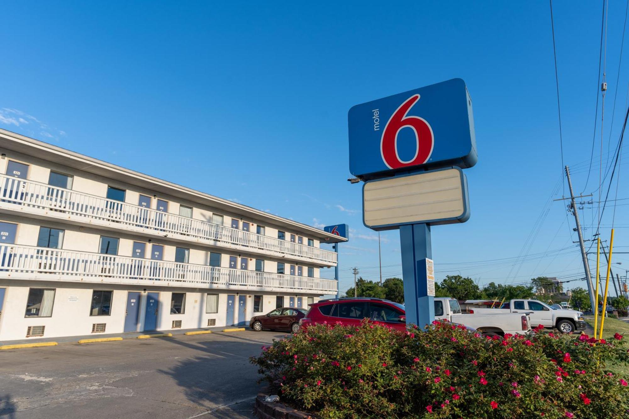 Motel 6-Cincinnati, Oh シャロンビル エクステリア 写真